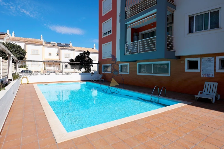 Apartamento T2 para Venda em Portimão Foto 35