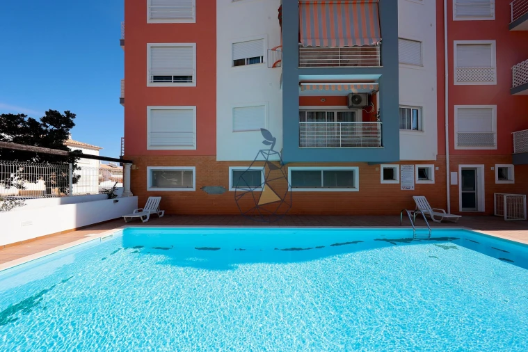 Apartamento T2 para Venda em Portimão Foto 36