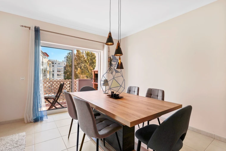Apartamento T2 para Venda em Portimão Foto 6