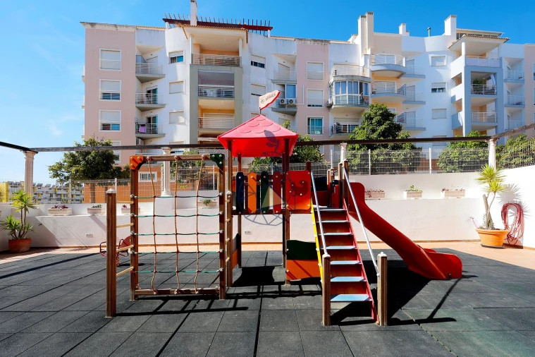 Apartamento T2 para Venda em Portimão Foto 43