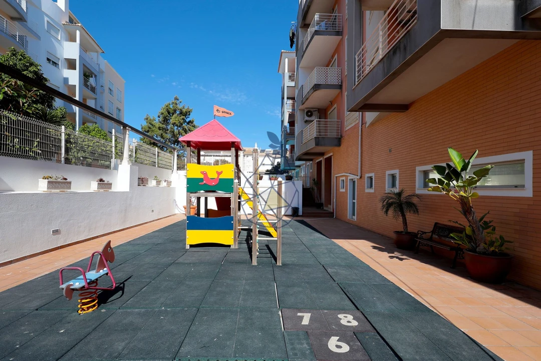 Apartamento T2 para Venda em Portimão Foto 44