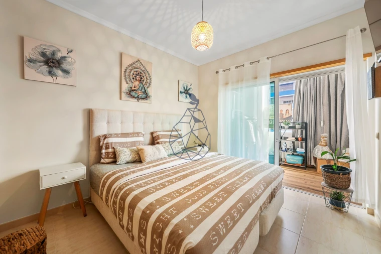 Apartamento T1 para Venda em Portimão Foto 8