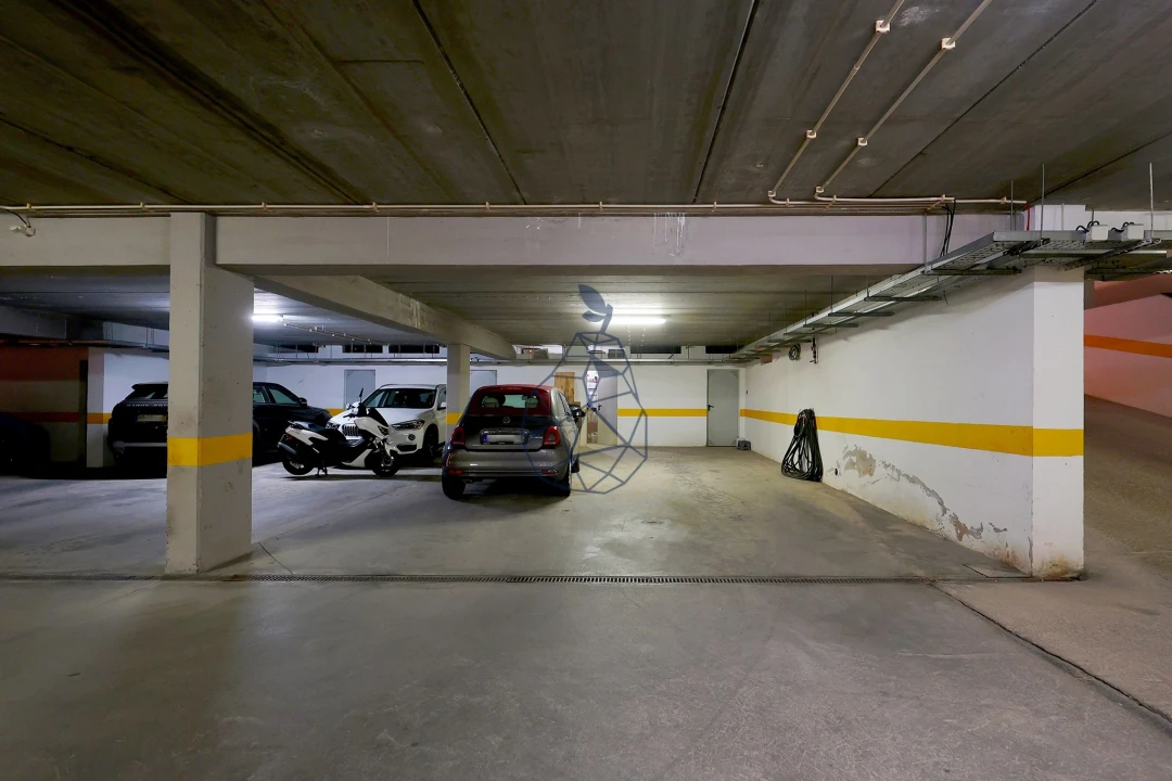 Apartamento T2 para Venda em Portimão Foto 41