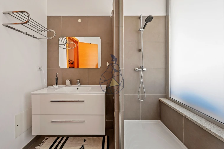 Apartamento T2 para Venda em Portimão Foto 21