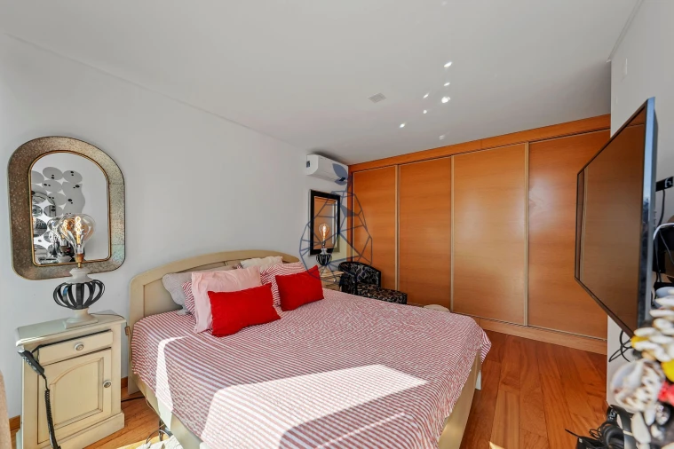 Apartamento T2 para Venda em Portimão Foto 35