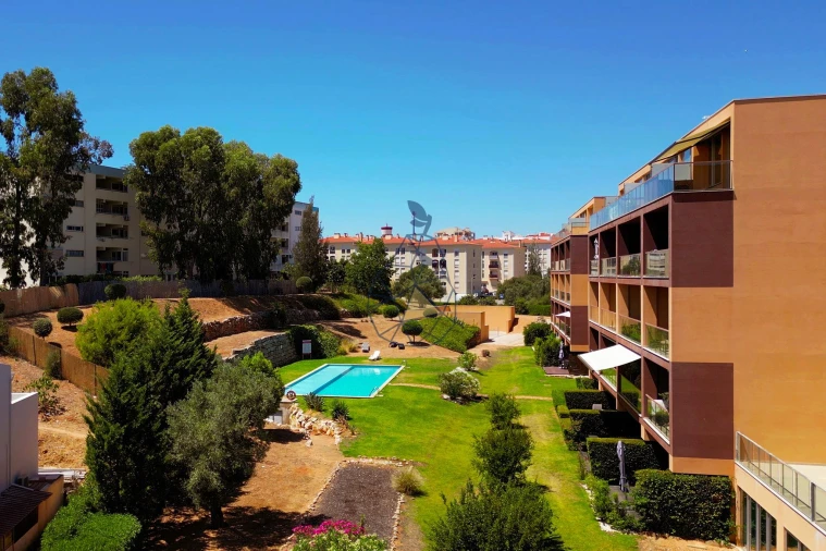 Apartamento T2 para Venda em Portimão Foto 51