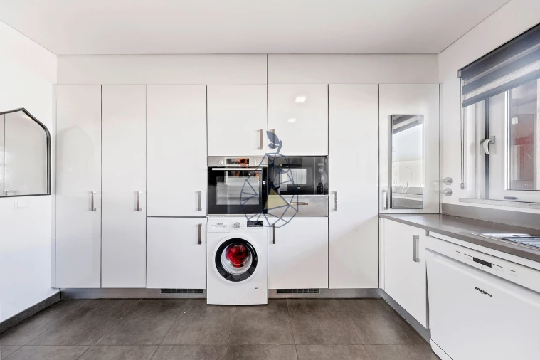 Apartamento T2 para Venda em Portimão Foto 16