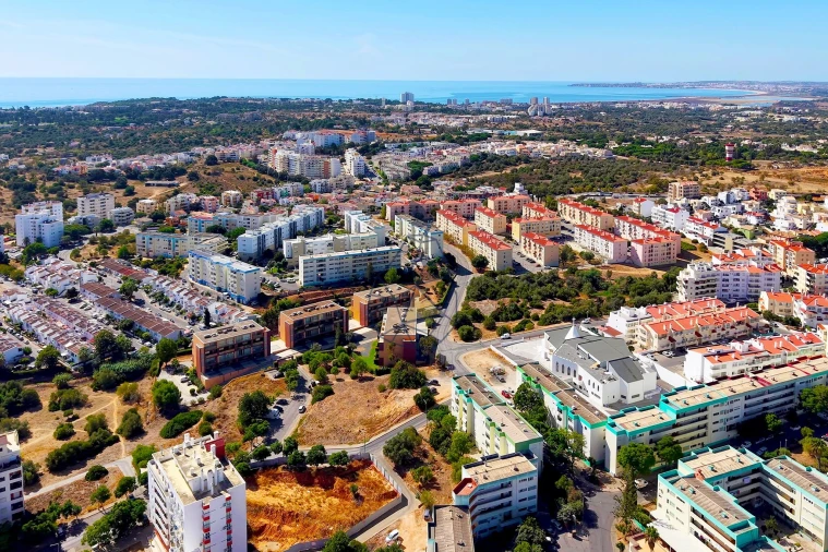 Apartamento T2 para Venda em Portimão Foto 54