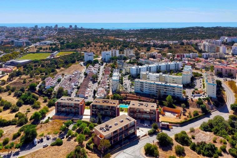 Apartamento T2 para Venda em Portimão Foto 55