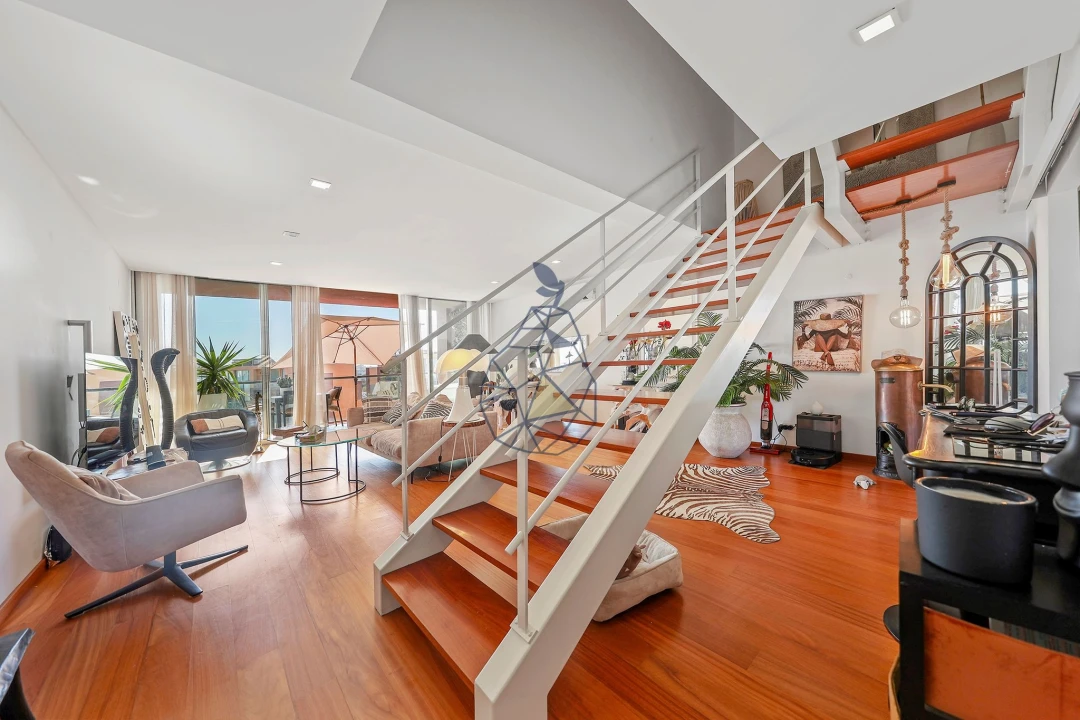 Apartamento T2 para Venda em Portimão Foto 2