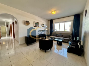 Apartamento T3 para Venda em Albufeira e Olhos de Água