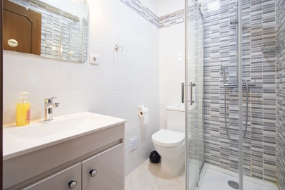 Apartamento T3 para Venda em Massamá e Monte Abraão