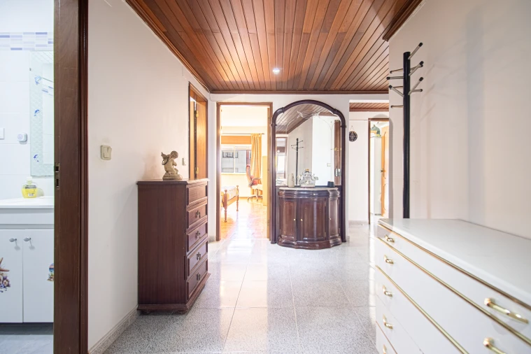 Apartamento T3 para Venda em Massamá e Monte Abraão Foto 23