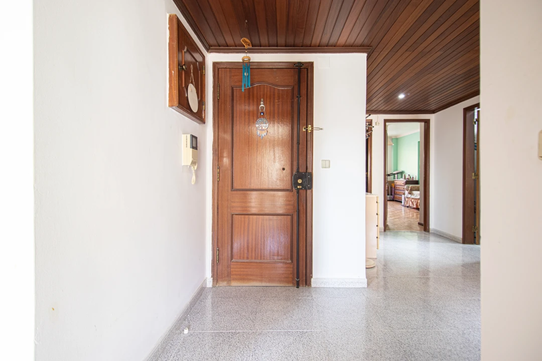 Apartamento T3 para Venda em Massamá e Monte Abraão Foto 15