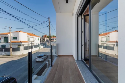 Apartamento T3 para Venda em Fernao Ferro