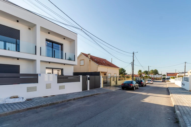 Apartamento T3 para Venda em Fernao Ferro Foto 37