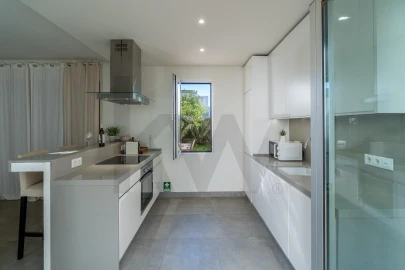 Moradia T3 para Venda em Loule (São Clemente)