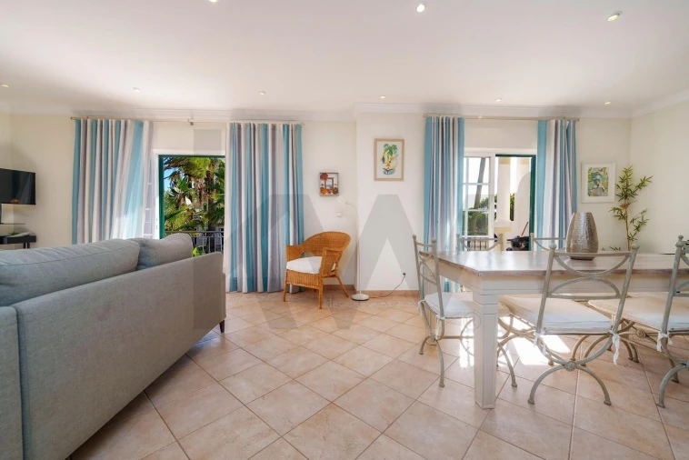 Apartamento T2 para Venda em Loule (São Clemente) Foto 11
