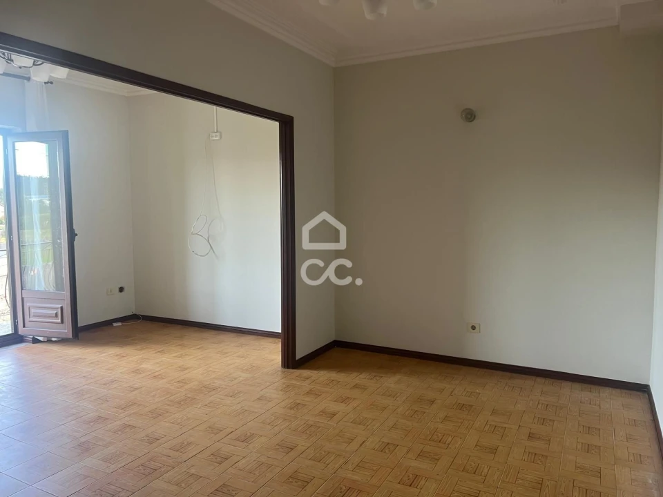 Moradia T3 para Venda em São Romão de Neiva Foto 6