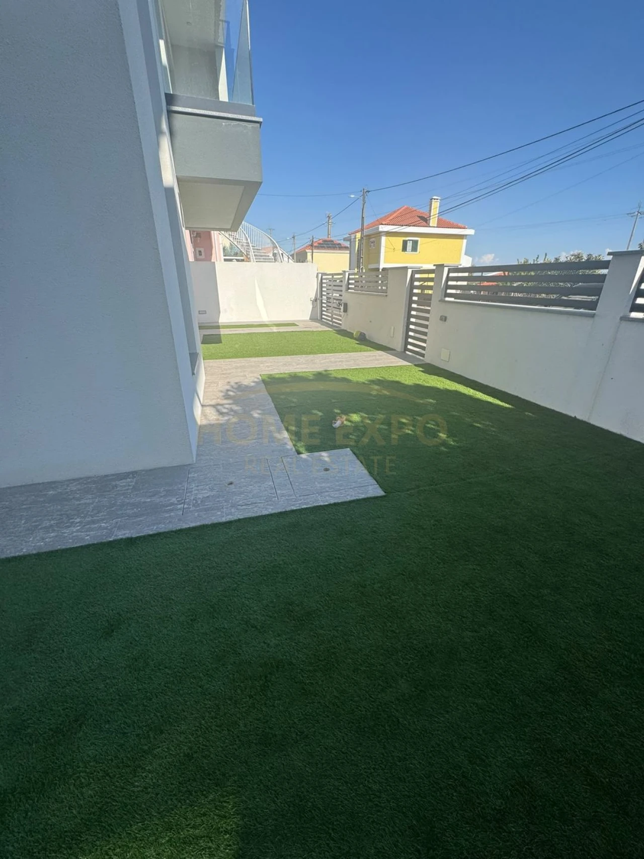 Moradia T4 para Venda em Santa Iria de Azoia, São João da Talha e Bobadela Foto 24