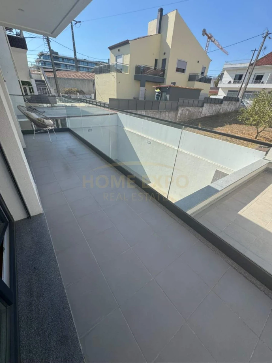 Moradia T4 para Venda em Santa Iria de Azoia, São João da Talha e Bobadela Foto 34