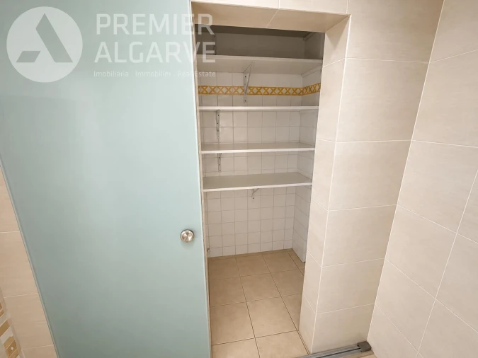 Negócio para Arrendamento em Faro (Sé e São Pedro) Foto 3