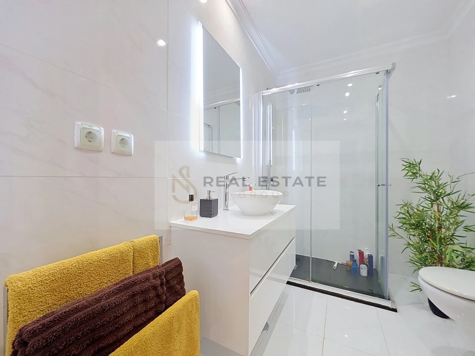 Apartamento T2 para Venda em Portimão Foto 10