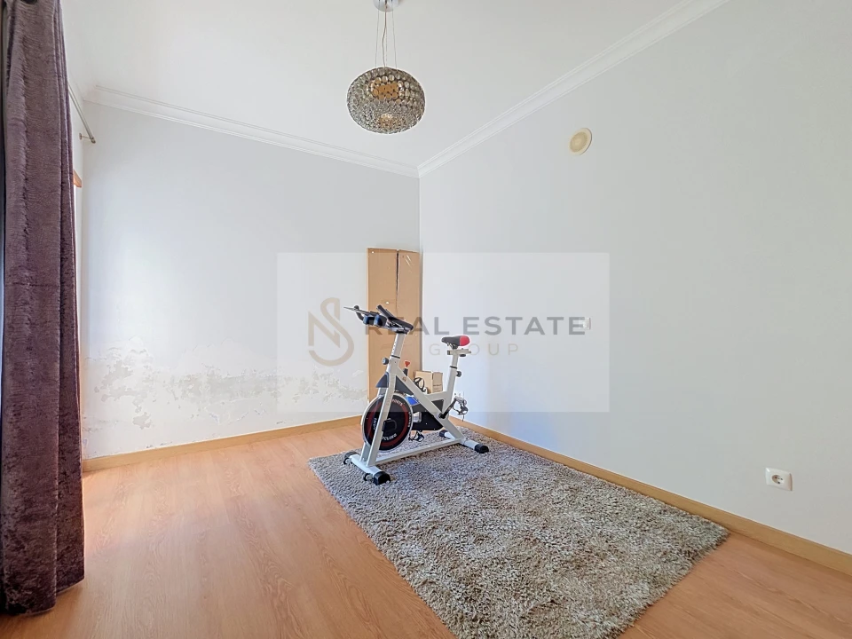 Apartamento T2 para Venda em Portimão Foto 11