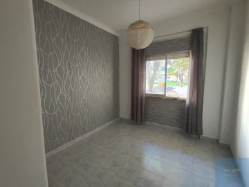 Apartamento T1 para Venda em Mina de Água