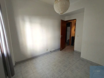 Apartamento T1 para Venda em Mina de Água