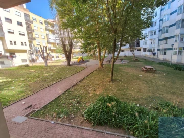Apartamento T1 para Venda em Mina de Água