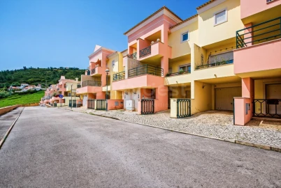 Moradia T4 para Venda em Sesimbra (Castelo)