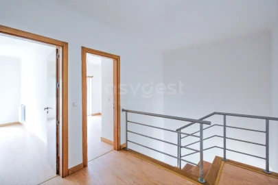 Moradia T4 para Venda em Sesimbra (Castelo)