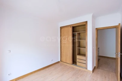 Moradia T4 para Venda em Sesimbra (Castelo)