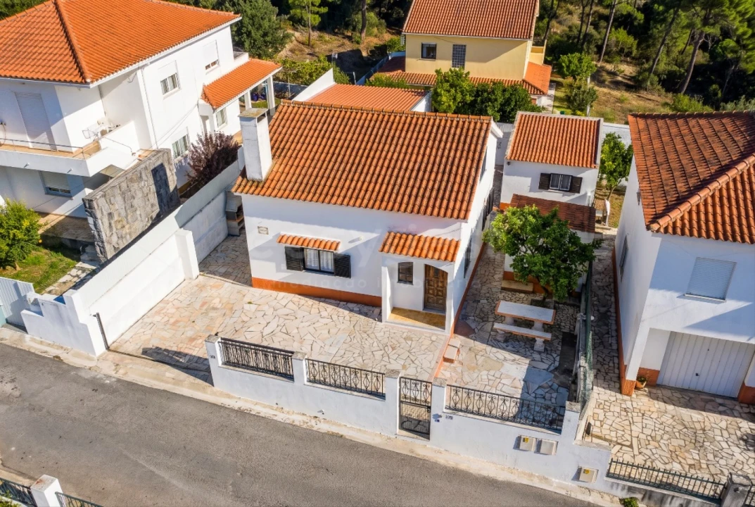 Moradia T6 para Venda em Cascais e Estoril Foto 1