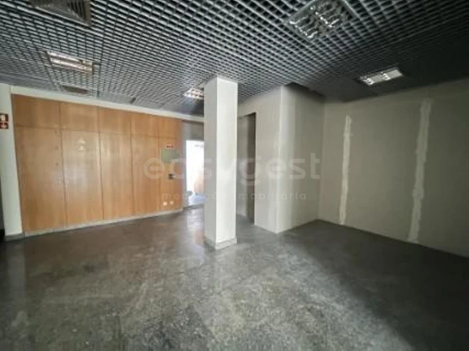 Loja para Venda em Guarda Foto 5