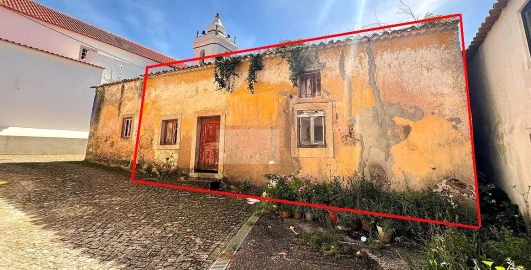 Moradia T3 para Venda em Santa Maria, São Pedro e Sobral da Lagoa