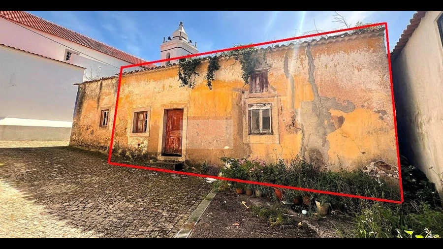 Moradia T3 para Venda em Santa Maria, São Pedro e Sobral da Lagoa