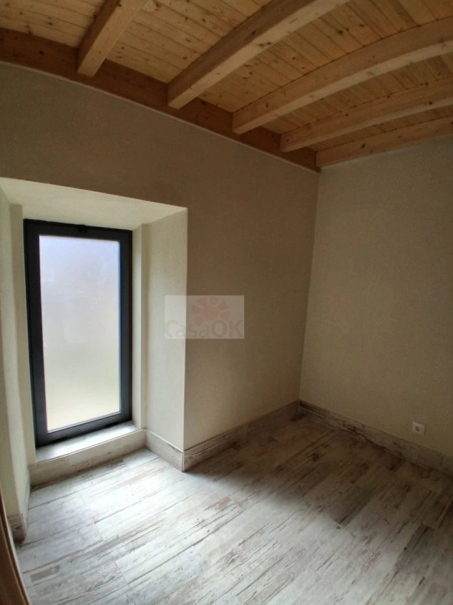 Moradia T2 para Venda em Alvorninha Foto 16