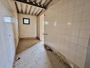 Moradia T1 para Venda em Ermidas-Sado