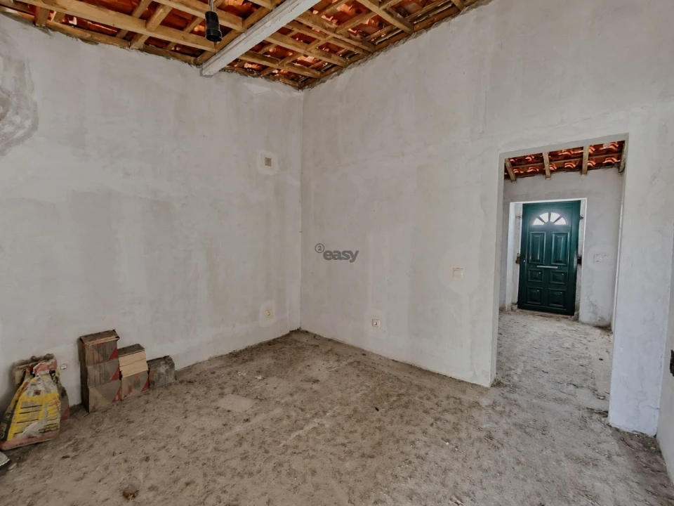 Moradia T1 para Venda em Ermidas-Sado Foto 3