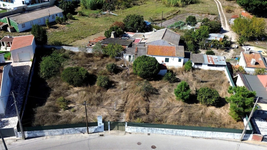 Terreno para Venda em Santo Antonio da Charneca Foto 4