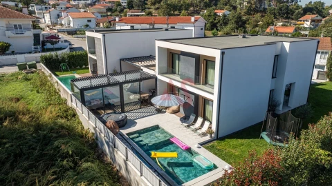 Moradia T3 para Venda em Santa Eulália