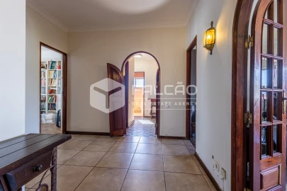 Apartamento T4 para Venda em Marvila, Ribeira Santarém, São Salvador, São Nicolau