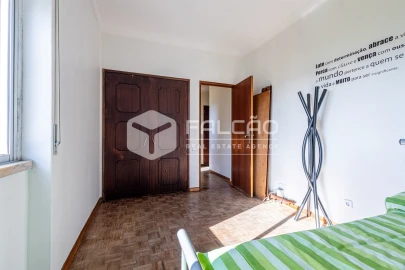 Apartamento T4 para Venda em Marvila, Ribeira Santarém, São Salvador, São Nicolau