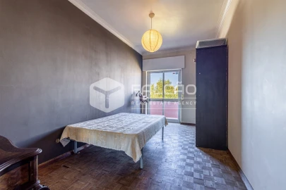 Apartamento T4 para Venda em Marvila, Ribeira Santarém, São Salvador, São Nicolau