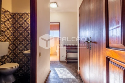Apartamento T4 para Venda em Marvila, Ribeira Santarém, São Salvador, São Nicolau