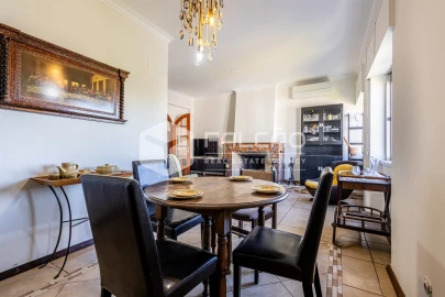 Apartamento T4 para Venda em Marvila, Ribeira Santarém, São Salvador, São Nicolau