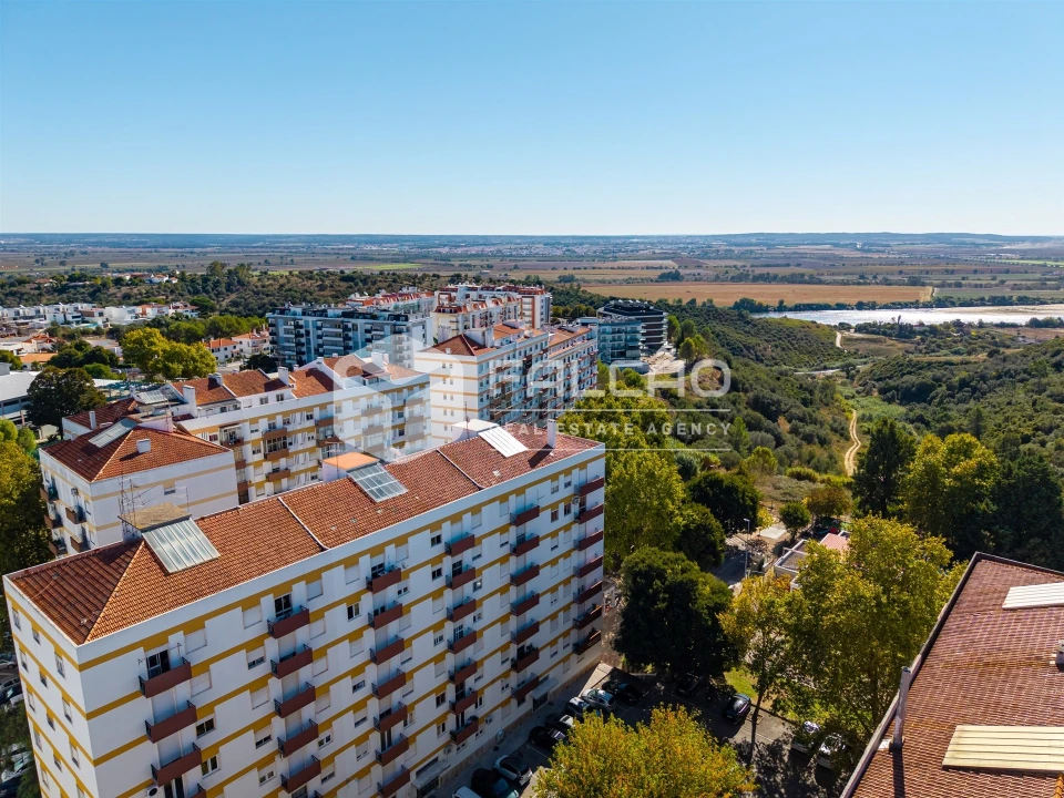 Apartamento T4 para Venda em Marvila, Ribeira Santarém, São Salvador, São Nicolau Foto 1