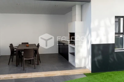 Apartamento T2 para Venda em Marvila, Ribeira Santarém, São Salvador, São Nicolau